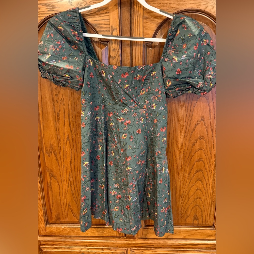 EUC HHH mini Matilda, Bottle Green Fleur Chintz, size M